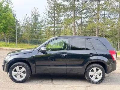 Usata Suzuki Grand Vitara 129 CV (94 kW) 2009 Nero SUV