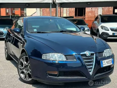 Usata Alfa Romeo GT 166 CV (122 kW) 2005 Blu Coupé