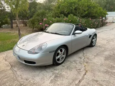 Usata Porsche Boxster 220 CV (161 kW) 2000 Grigio Cabrio
