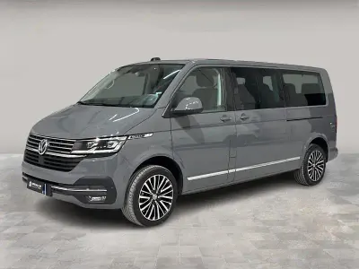 Usata VW Multivan Comfortline 150 CV (110 kW) 2024 Grigio Monovolume