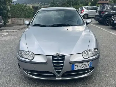 Usata Alfa Romeo 2000 105 CV (77 kW) 2003 Grigio Berlina
