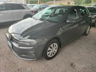 Usata VW Polo Comfortline 80 CV (58 kW) 2018 Grigio Utilitaria