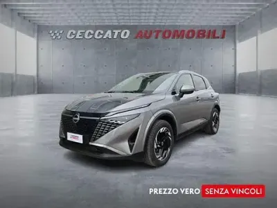 Usata Nissan Qashqai N-Connecta 140 CV (102 kW) 2025 Grigio SUV