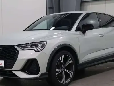 Usata Audi Q3 Ambiente 150 CV (110 kW) 2023 Argento SUV
