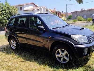 Begagnad Toyota RAV4 116 HK (85 kW) 2003 Svart SUV