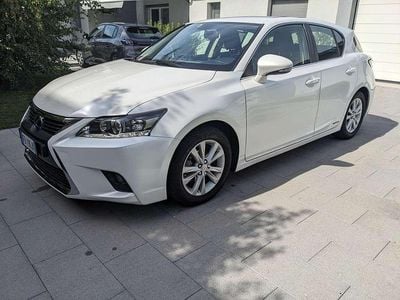 Usata Lexus CT200h Business Edition 99 CV (72 kW) 2015 Bianco Berlina