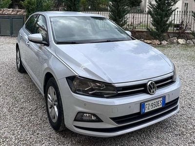 Usata VW Polo Comfortline 95 CV (69 kW) 2020 Argento Berlina
