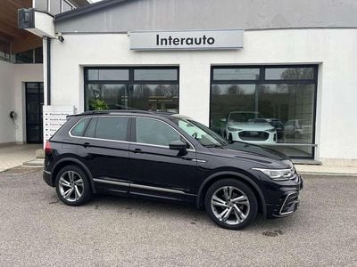 Usata VW Tiguan R-line 150 CV (110 kW) 2023 Deep black perlato SUV
