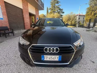 Usata Audi A4 150 CV (110 kW) 2018 Grigio Station wagon