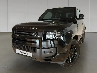 Nuova Land Rover Defender SE Dynamic 200 CV (147 kW) 2025 Santorini black SUV
