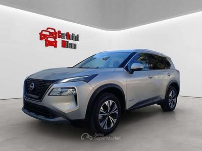 Usata Nissan X-Trail N-Connecta 213 CV (156 kW) 2024 Champagne silver SUV