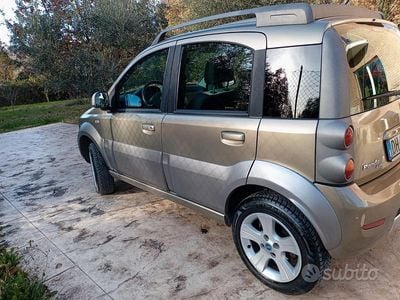 Usata Fiat Panda 4x4 Cross 95 CV (69 kW) 2007 Utilitaria