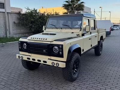 Usado Land Rover Defender 113 CV (83 kW) 1996 Beige Pickup/Camioneta