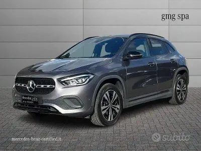 Begagnad Mercedes GLA250 160 HK (117 kW) 2022 Grå SUV