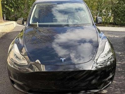Usata Tesla Model Y 152 kW (208 CV) 2024 SUV