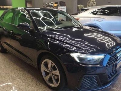 Usata Audi A1 Ambiente 116 CV (85 kW) 2020 Blu/azzurro SUV