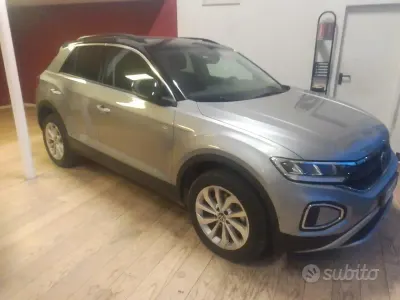 Novo VW T-Roc Edition 150 HP (110 kW) 2026 Cinzento SUV