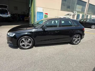 Usata Audi A3 Ambiente 105 CV (77 kW) 2013 Nero Berlina