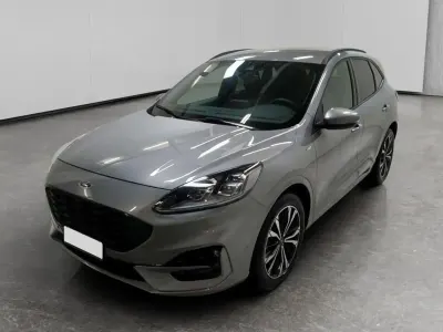 Usata Ford Kuga ST-Line X 190 CV (139 kW) 2021 Grigio SUV