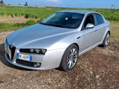 Usata Alfa Romeo 159 150 CV (110 kW) 2007 Grigio Berlina