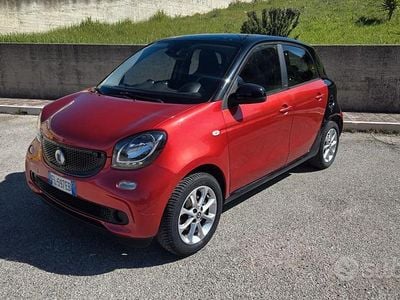 Usata Smart ForFour Passion 70 CV (51 kW) 2016 Rosso Utilitaria