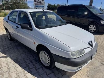 Usata Alfa Romeo 146 120 CV (88 kW) 1997 Utilitaria