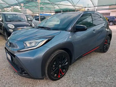 Second-hand Toyota Aygo X 72 CP (52 kW) 2023 Gri SUV