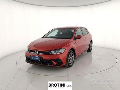 Usata VW Polo R-line 95 CV (69 kW) 2023 Rosso Utilitaria