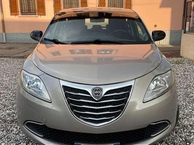 Usata Lancia Ypsilon Platinum 60 CV (44 kW) 2014 Utilitaria