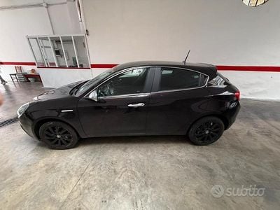 Usata Alfa Romeo Giulietta 175 CV (128 kW) 2016 Nero Utilitaria