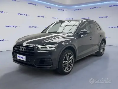 Usata Audi Q5 S-line plus 190 CV (139 kW) 2018 Grigio scuro SUV
