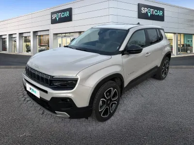 Usata Jeep Avenger Summit 100 CV (73 kW) 2025 Beige SUV