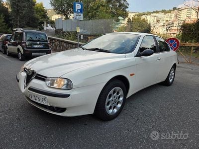 Usata Alfa Romeo 156 155 CV (114 kW) 1998 Bianco Berlina