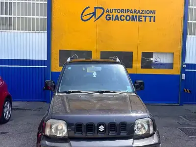 Usata Suzuki Jimny 85 CV (62 kW) 2006 Nero SUV