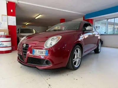 Usata Alfa Romeo MiTo 79 CV (58 kW) 2010 Rosso Utilitaria