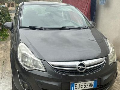 Usata Opel Corsa 95 CV (69 kW) 2012 Grigio Utilitaria