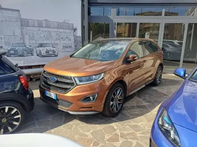 Usata Ford Edge Sport 209 CV (153 kW) 2017 Arancione SUV