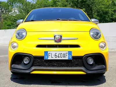 Usata Abarth 595 Turismo 165 CV (121 kW) 2017 Giallo Utilitaria