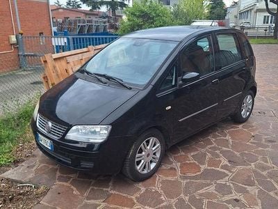 Usata Fiat Idea 95 CV (69 kW) 2009 Nero Monovolume
