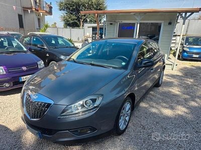 Usado Lancia Delta S 120 CV (88 kW) 2009 Gris Utilitario