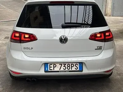 Begagnad VW Golf VII 122 HK (89 kW) 2013 Vit Sedan
