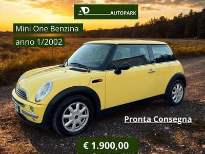 Begagnad Mini ONE 89 HK (65 kW) 2002 Gul Halvkombi