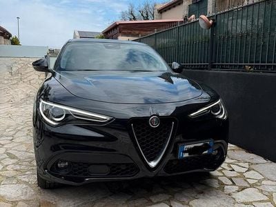 Usata Alfa Romeo Stelvio Executive 210 CV (154 kW) 2019 Nero SUV