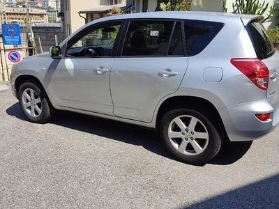 Usata Toyota RAV4 136 CV (100 kW) 2008 Grigio SUV