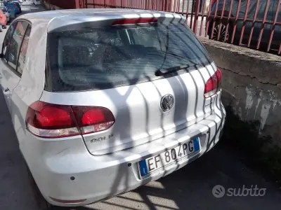 Usata VW Golf VI 102 CV (75 kW) 2010 Grigio Utilitaria