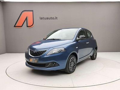 Usata Lancia Ypsilon 70 CV (51 kW) 2024 Blu elegante Utilitaria