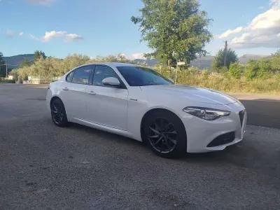 Usata Alfa Romeo Giulia Business 180 CV (132 kW) 2018 Berlina