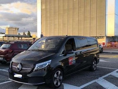 Usata 2022 Mercedes V250 Monovolume | 32.700 €