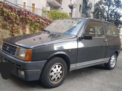 Usata Autobianchi Y10 84 CV (61 kW) 1985 Nero Utilitaria