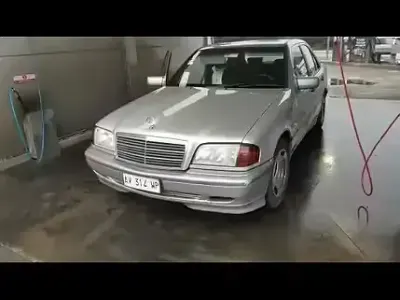 Usata Mercedes C180 122 CV (89 kW) 1998 Grigio Berlina